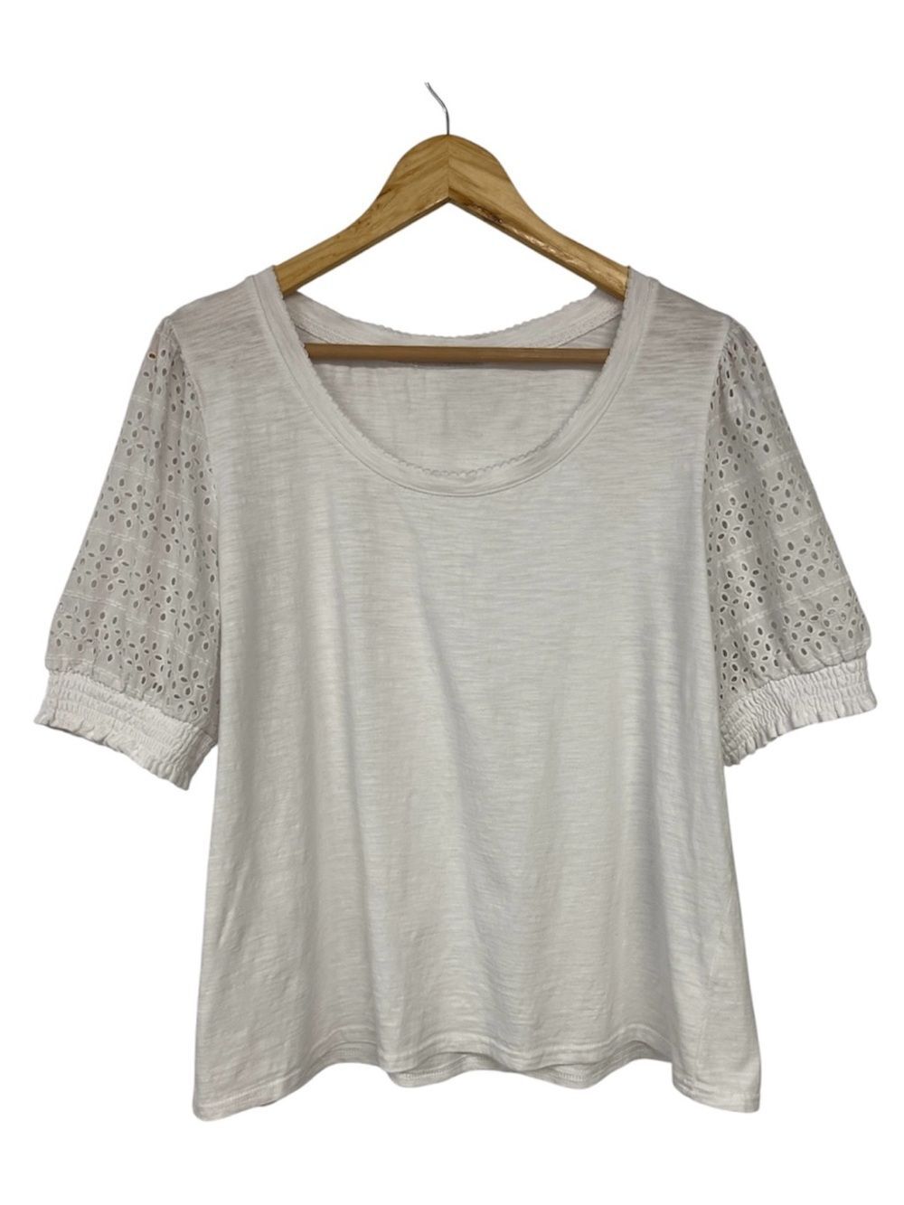 Women's White Eyelet Sleeve Scoop Neck Top